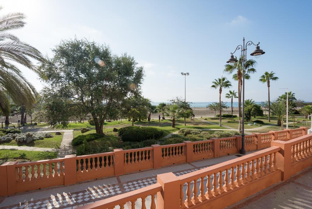 MalagaSuite Front Beach Benalmádena Buitenkant foto